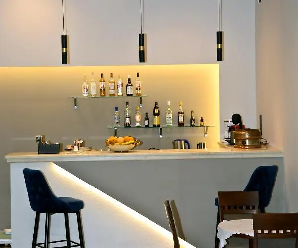 Marily Отель Пиргос